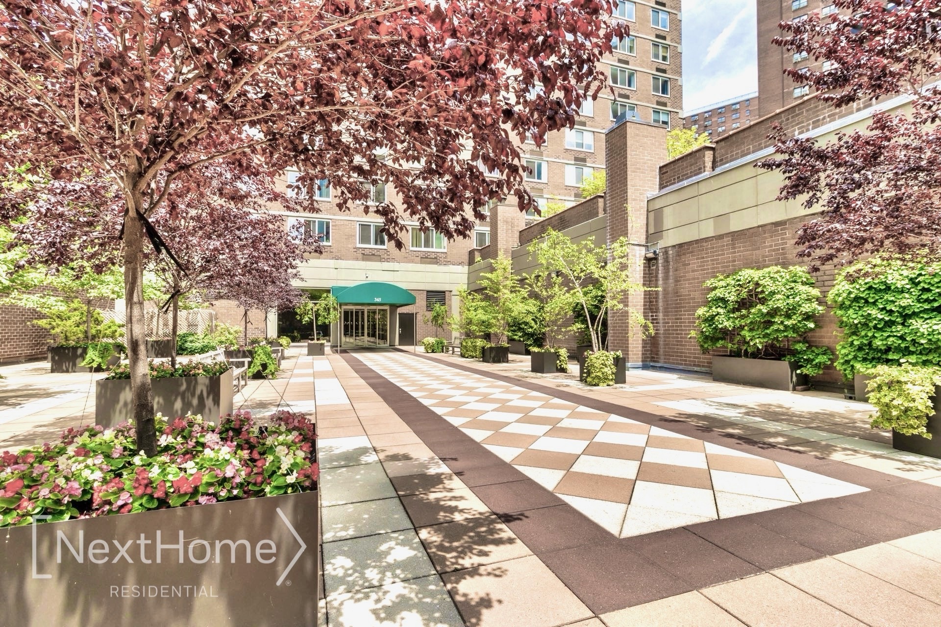 Mill Rock Plaza - © Copyright Marc Scolari Photography